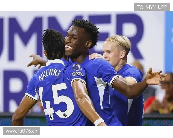 切尔西重建进程仍未完成，关键引援与战术磨合对赛季表现形成制约