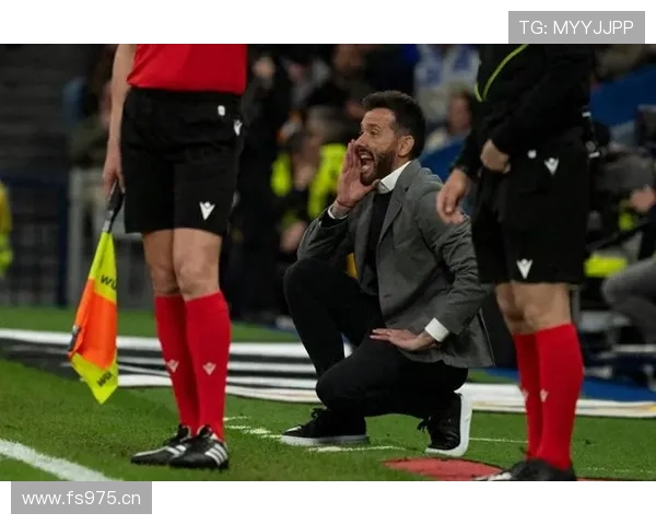 瓦伦西亚管理层决策争议持续发酵，对球队赛季稳定性形成现实考验